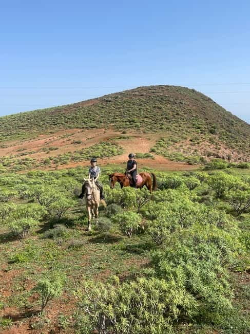 2 hours Green Mountains Horse Riding Tour - Gear fitting and the safety setup that helps you relax
