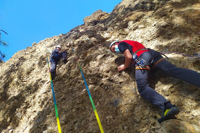 3-Hour Sunset Climbing Adventure Experience - Presa de los Hornos: The Easy Start Point at 3:00 pm