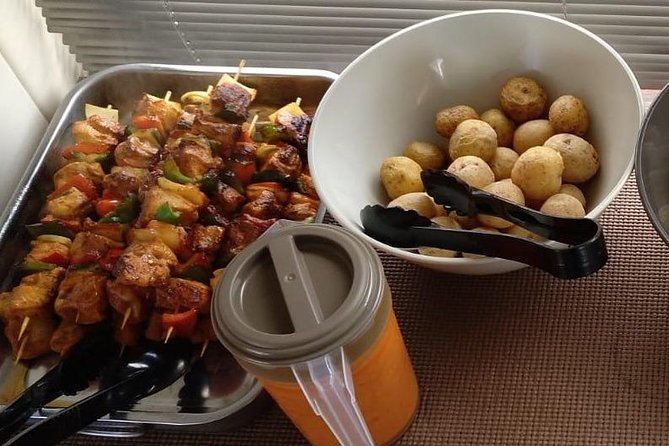 Boat Trip 4 Hours - Private Charter ("KEEPER UNO" Boat) - Lunch onboard: what you get, and how to plan around it