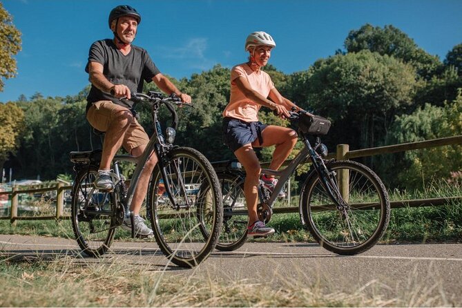 E-Bike Family Tour : Sightseeing in Playa Ingles,Maspalomas Dunes - Meeting at Bici Bike Vintage and Getting Set for a 1-Hour Sightseeing Loop