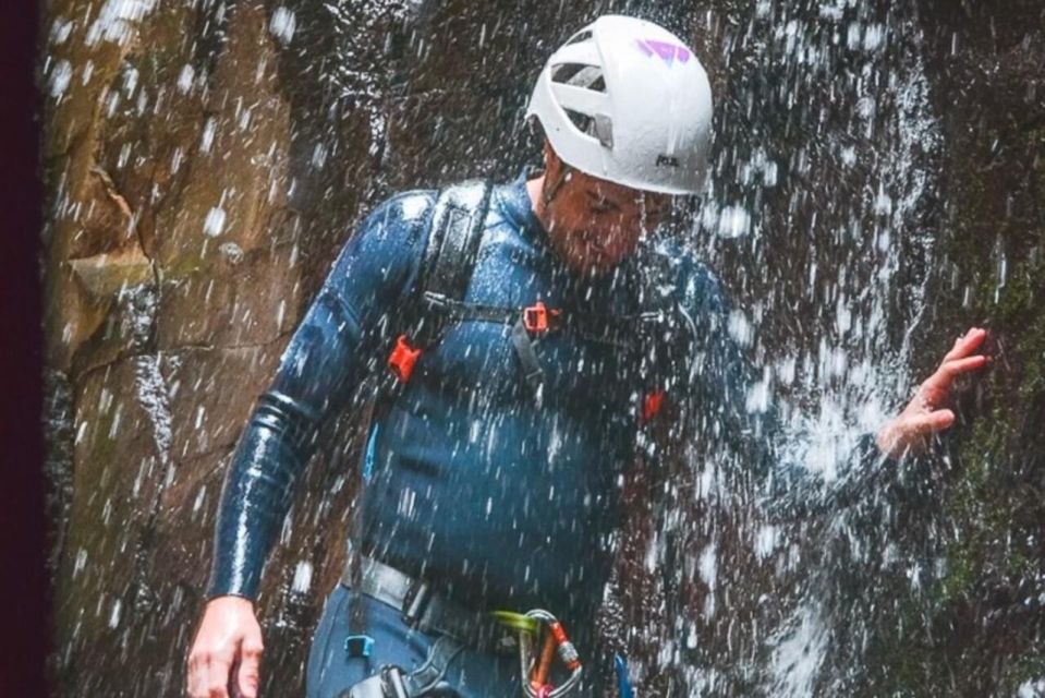 Gran Canaria: Canyoning in the Rainforest - Gran Canaria Canyoning in the Rainforest: Four Hours of River Skills