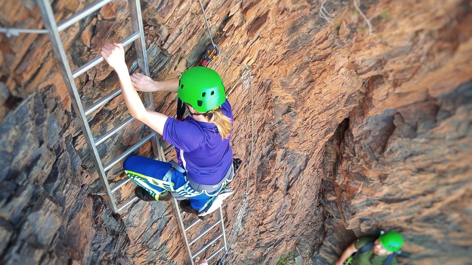 Gran Canaria: Guided Via Ferrata and Zipline Adventure - Reaching the Top: The 15-Minute Hike and the Zip Line Down