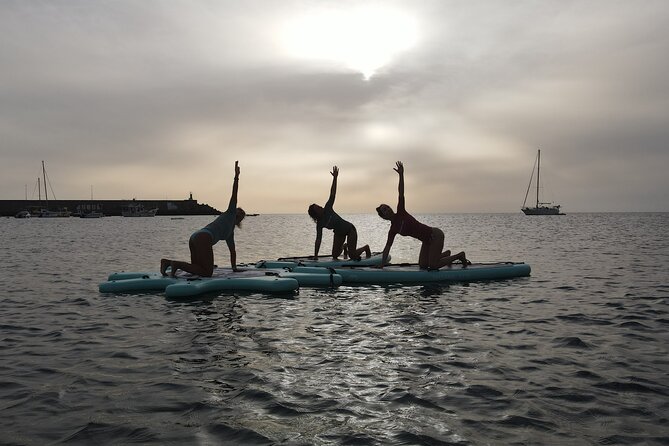 Gran Canaria: Small Group Sup Yoga Experience. - The instructor and safety setup: what the certification means for you
