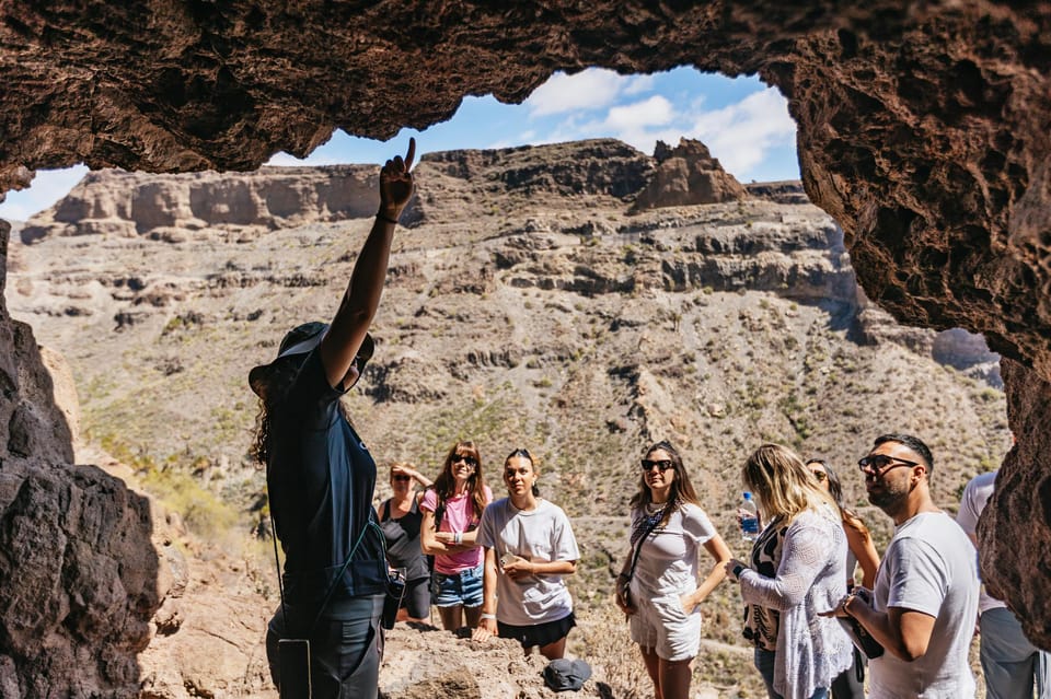 Gran Canaria: The Red Canyon Tour with Local Food Tasting - Getting picked up: timing, zones, and the bus reality