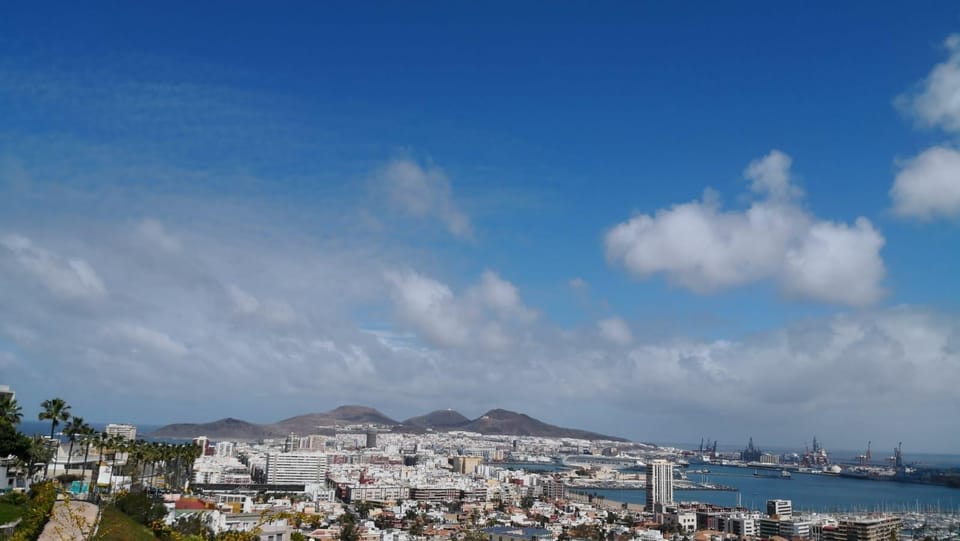 Gran Canaria Welcome: Private Exploring Tour and Local Guide - The core experience: a guide who adjusts as you go