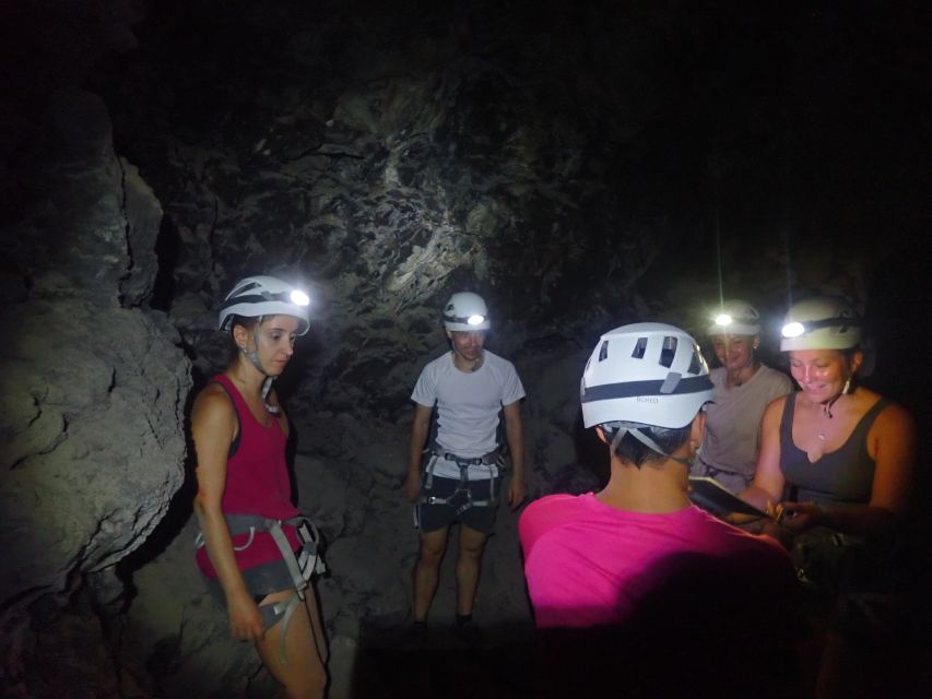 Gran Canaria: Zipline and Mountaineering Tour - Meeting up at the dirt car park and getting your gear right