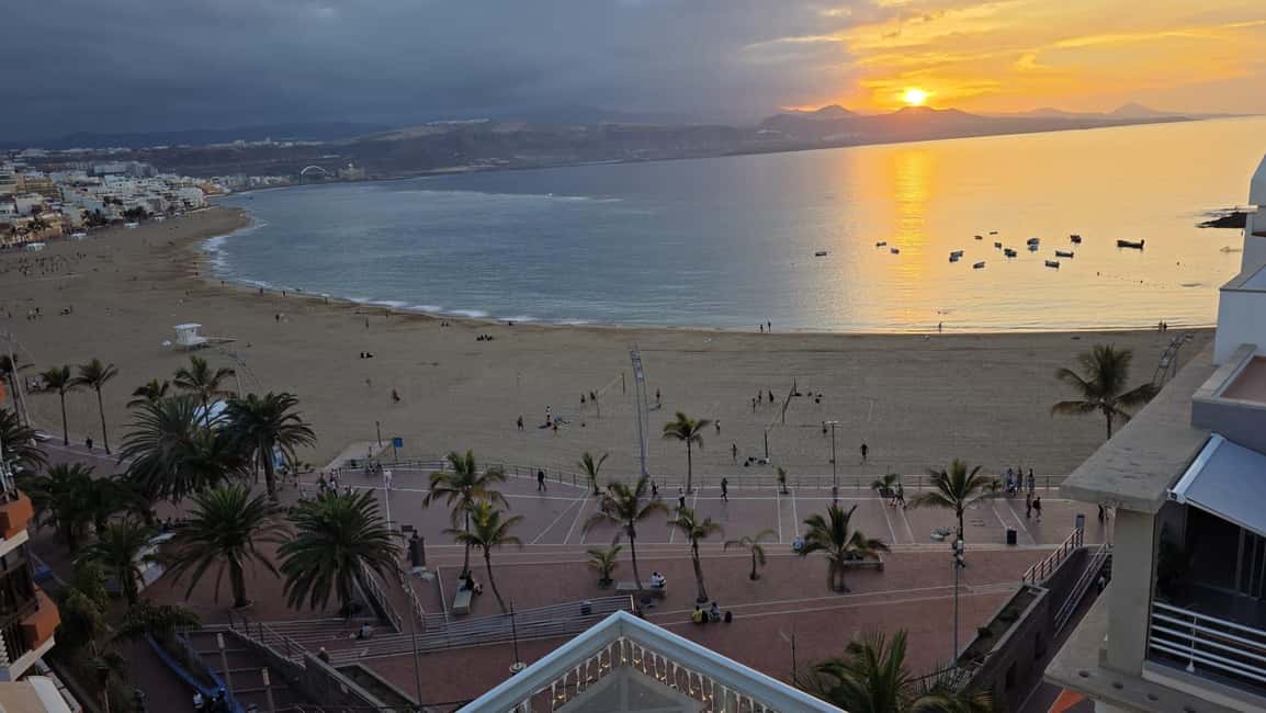 Las Palmas: City, Harbor, and Beach Walking-Hiking Tour - Key things I’d watch for before you go