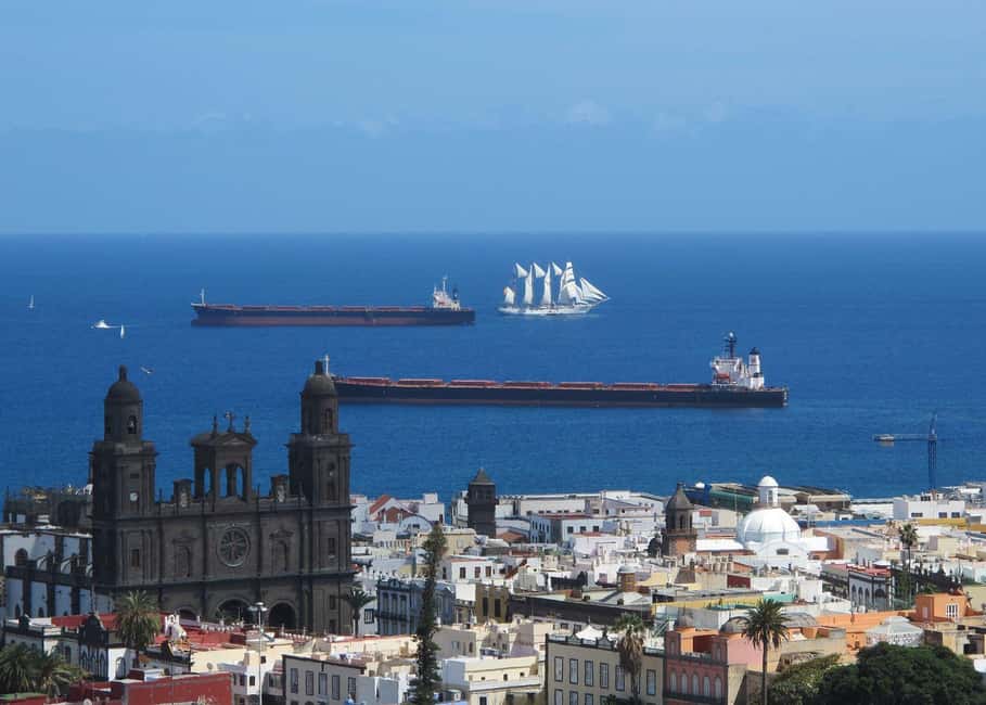 Las Palmas: City, Harbor, and Beach Walking-Hiking Tour - WhatsApp help after the tour: small support that prevents big mistakes