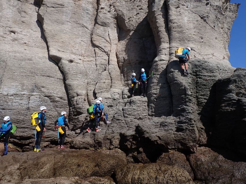 Las Palmas: Coastering, Via Ferrata, Water Jumping & Snorkel - Coasteering at Medio Almud: how the 4-hour rhythm really feels