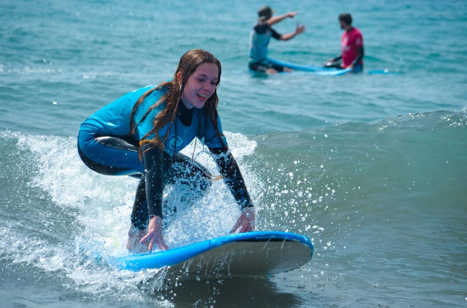 Las Palmas: Learn to Surf with a Special Price for Two Group - Languages and communication: learn the steps in a language you can trust