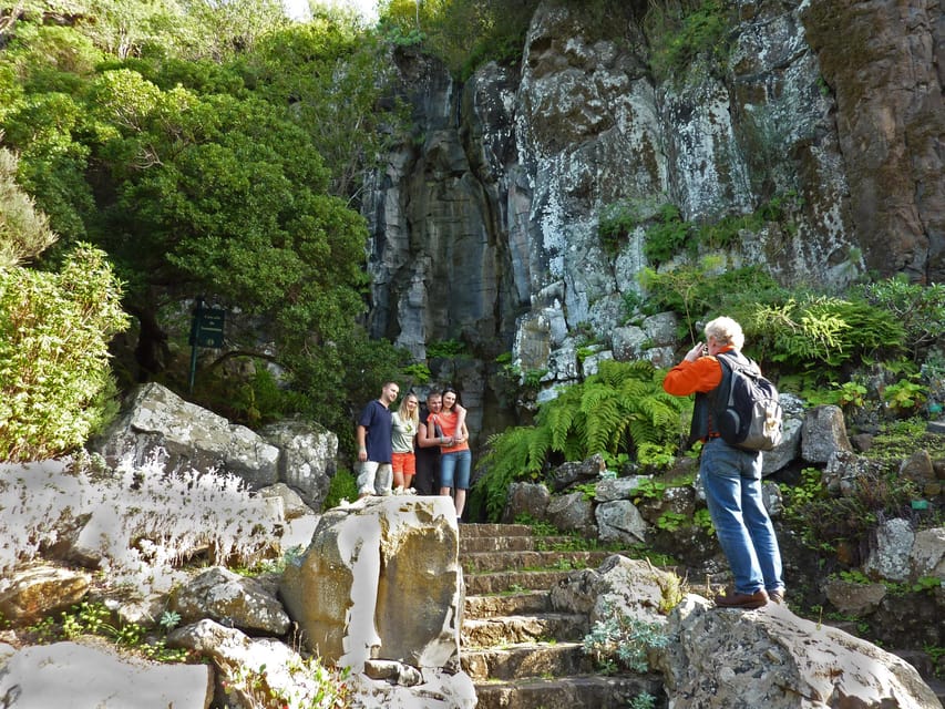 Las Palmas: Privat Botanic Garden Tour & opt. hike Extension - Stop 1: Your starting meeting point and what to do with your time