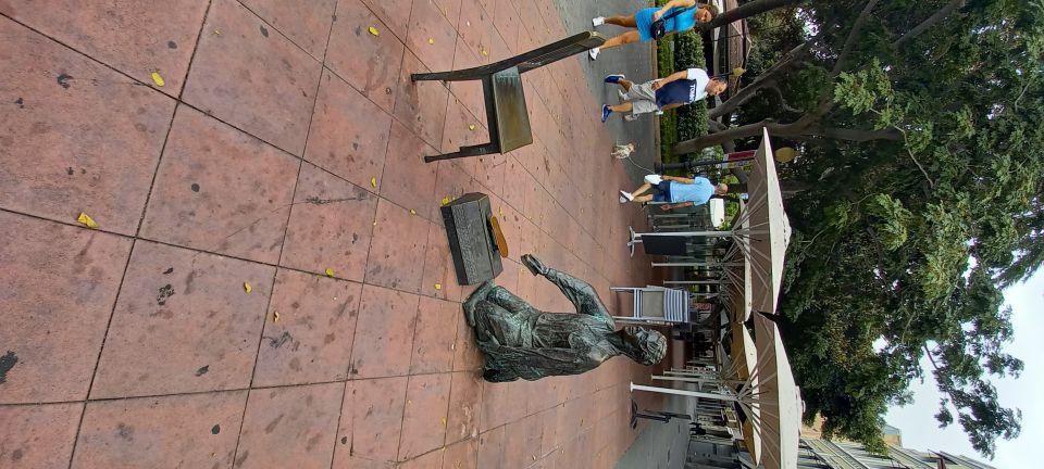 Las Palmas: Private City Highlights & Northern Villages Tour - Old city walk: Santa Ana Square and the landmark loop