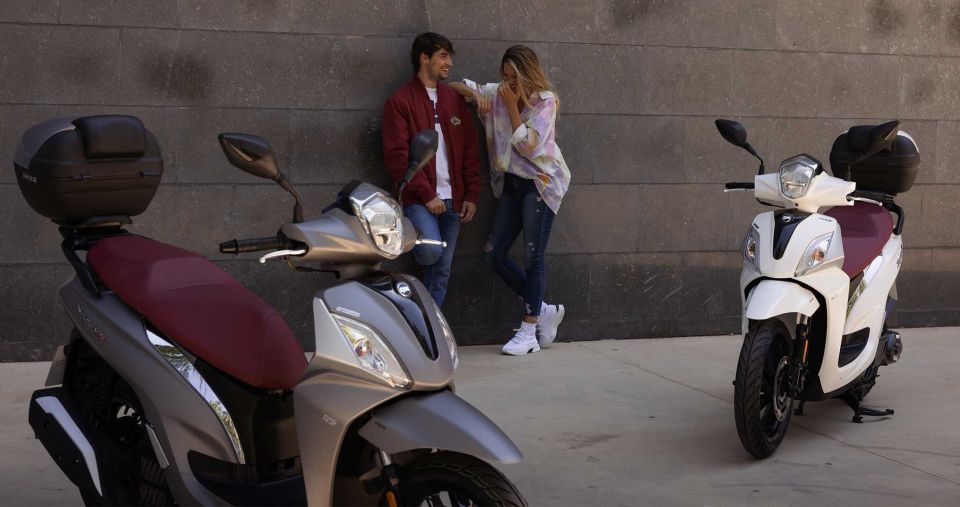 Maspalomas: Rent a 125 cc Scooter 2 seater in Gran Canaria - Puerto de Mogán (Little Venice): a calmer end-of-day stroll