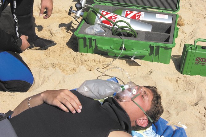 PADI Rescue Diver Course in Gran Canaria - Day 1 skills: Amadores bay or an on-site pool