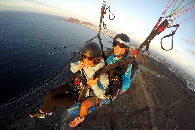 Paragliding Tandem Flight in Las Palmas de Gran Canaria - Getting to the Point: Los Giles and the Setup Before You Fly