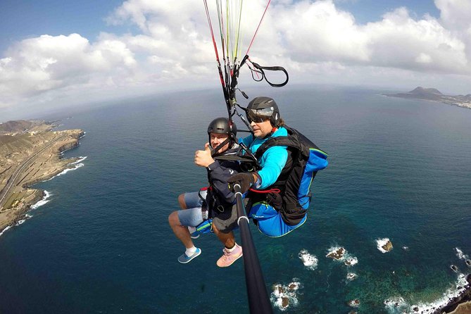 Paragliding Tandem Flight in Las Palmas de Gran Canaria - The Real Itinerary: Gear Up at Los Giles, Then Up You Go