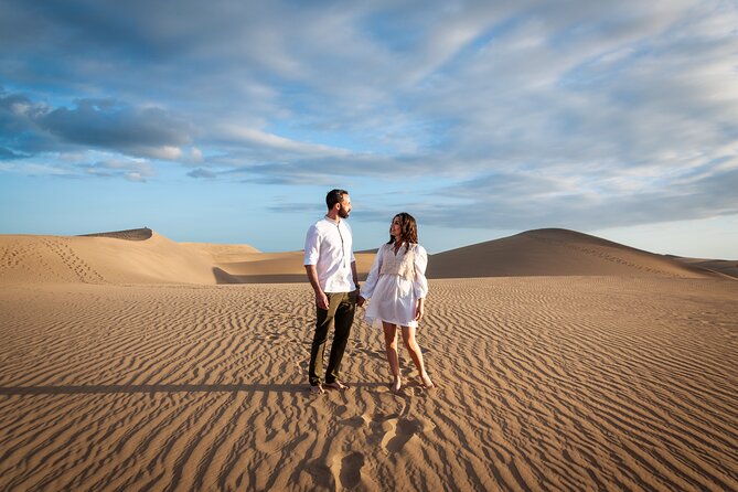Photoshoot at Dunas Maspalomas in Desert Beach Ocean View - Price and Value: $240.82 Per Group (Up to 5)