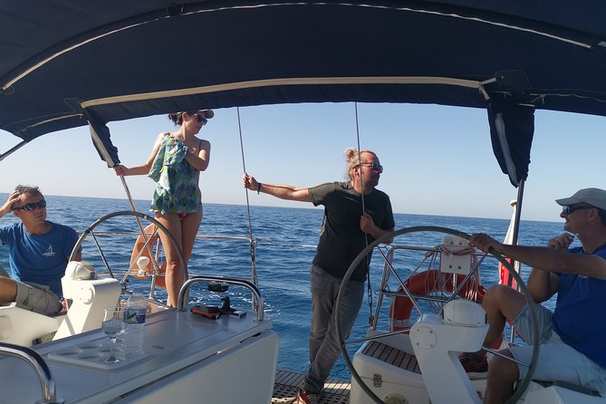 Private 3-hours afternoon SailingTour and Snorkeling with Food and Drinks - Meeting in Mogán: getting on board without stress