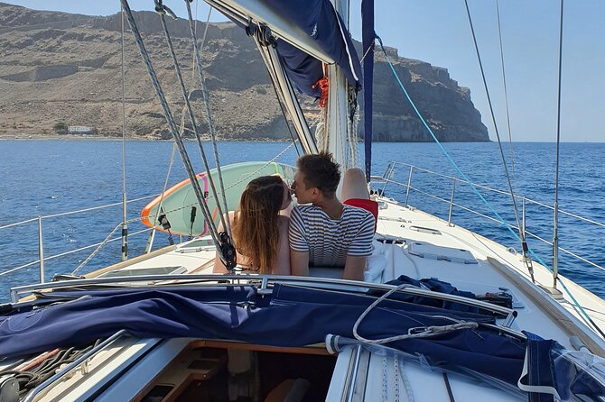 Private 3-hours afternoon SailingTour and Snorkeling with Food and Drinks - Food and drinks onboard: a merienda with sea air