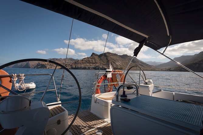 Private 3-hours afternoon SailingTour and Snorkeling with Food and Drinks - Private means you can tailor the details