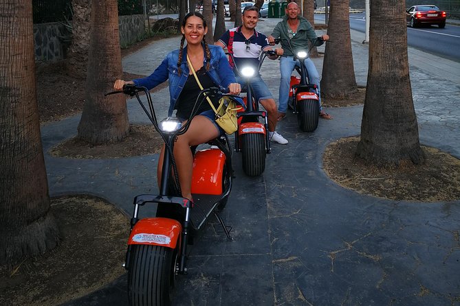 Rent e-Scooter 2 seater from 1 untill 4 Hour : Explore Maspalomas - Paseo Costa Canaria and the big Atlantic view