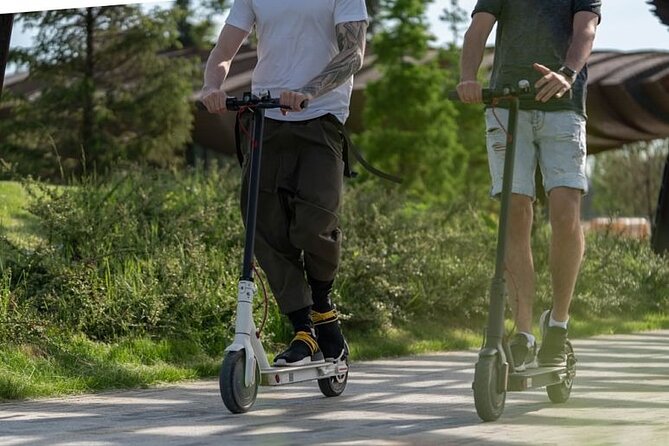 Rent E-Scooter Kick Start: Exploring Playa del Ingles & Maspalomas - How the Navigation Works: Paper Map Routes + Google Maps on Your Phone