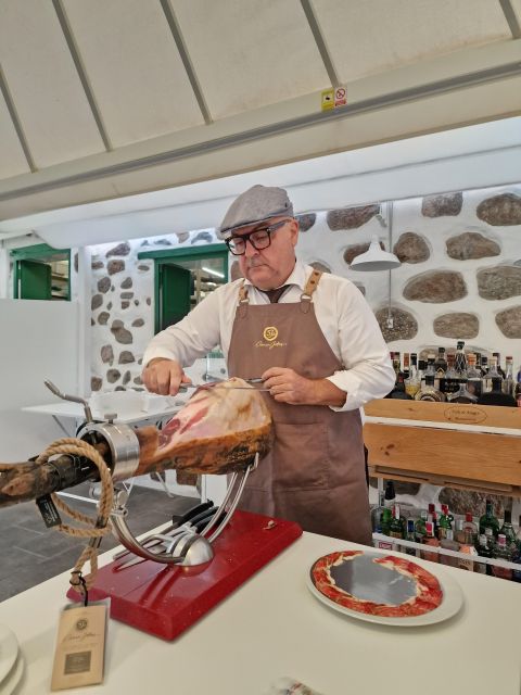 Spanish Cured Meats & Wine Tasting Tour in Mogan - Inside Valle de Mogán: why the building matters for the tasting